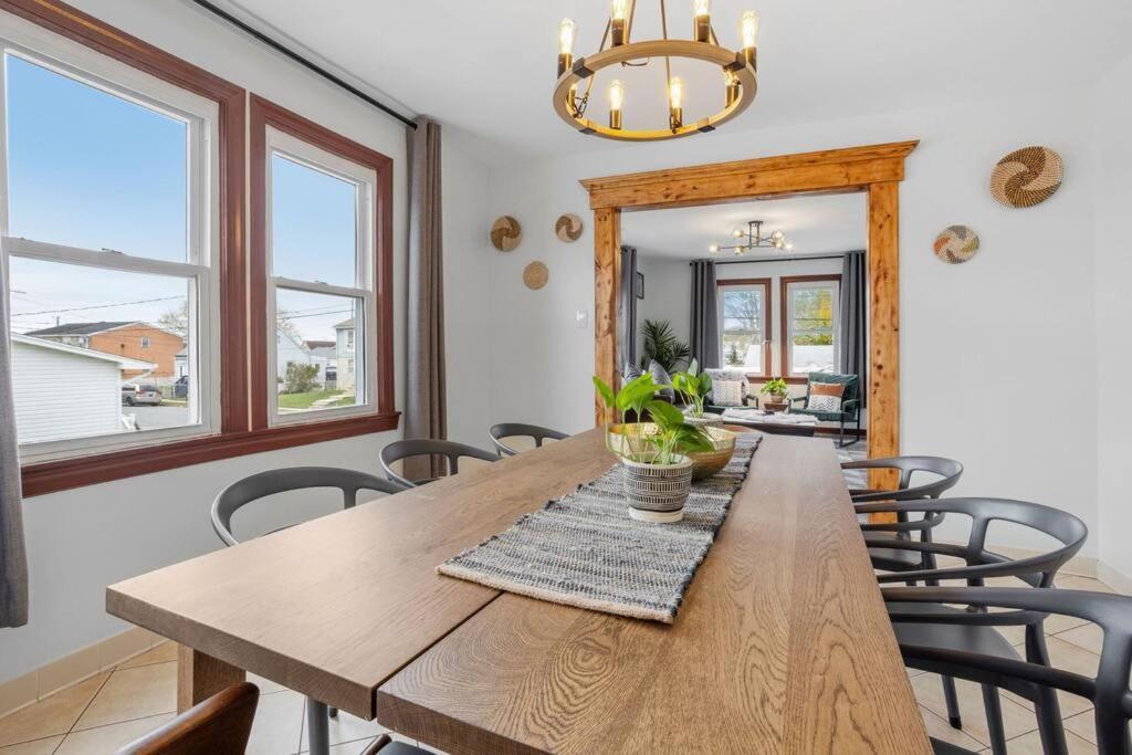 Renovated 6br 2ba Ac And Game