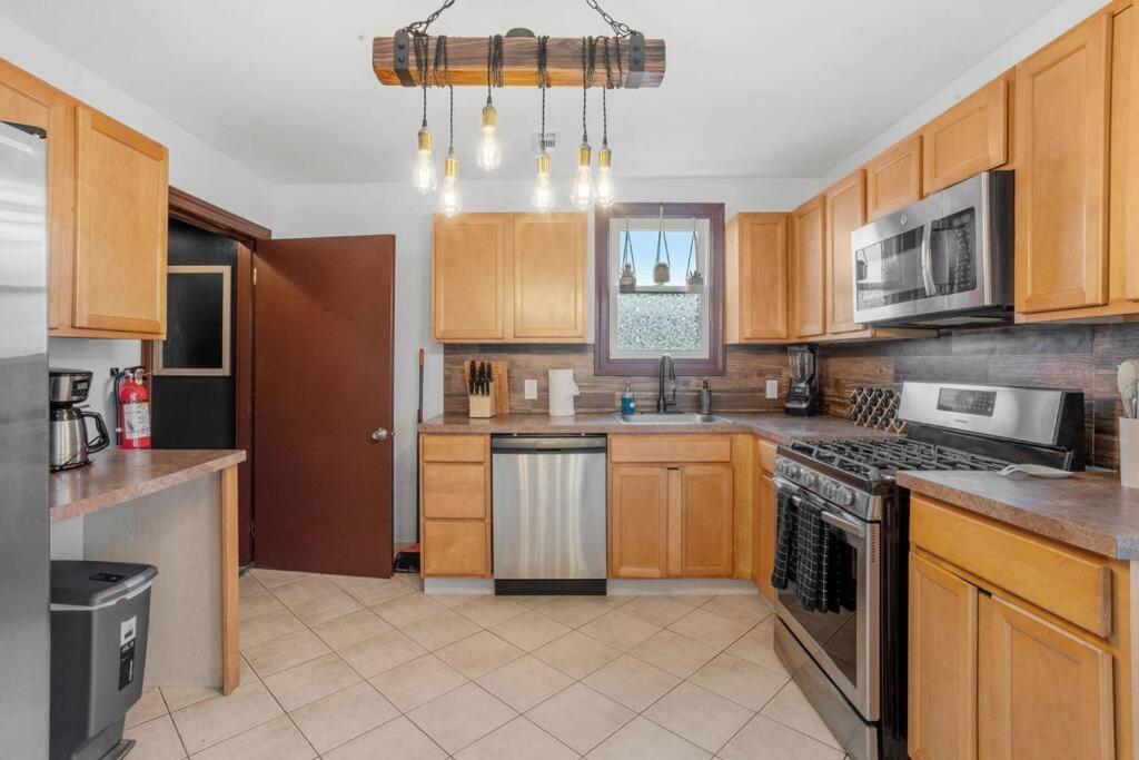 Renovated 6br 2ba Ac And Game * Atlantic City