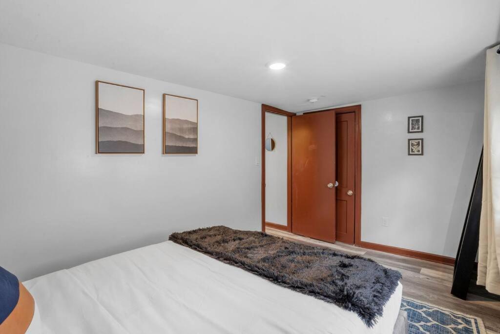 Renovated 6br 2ba Ac And Game *